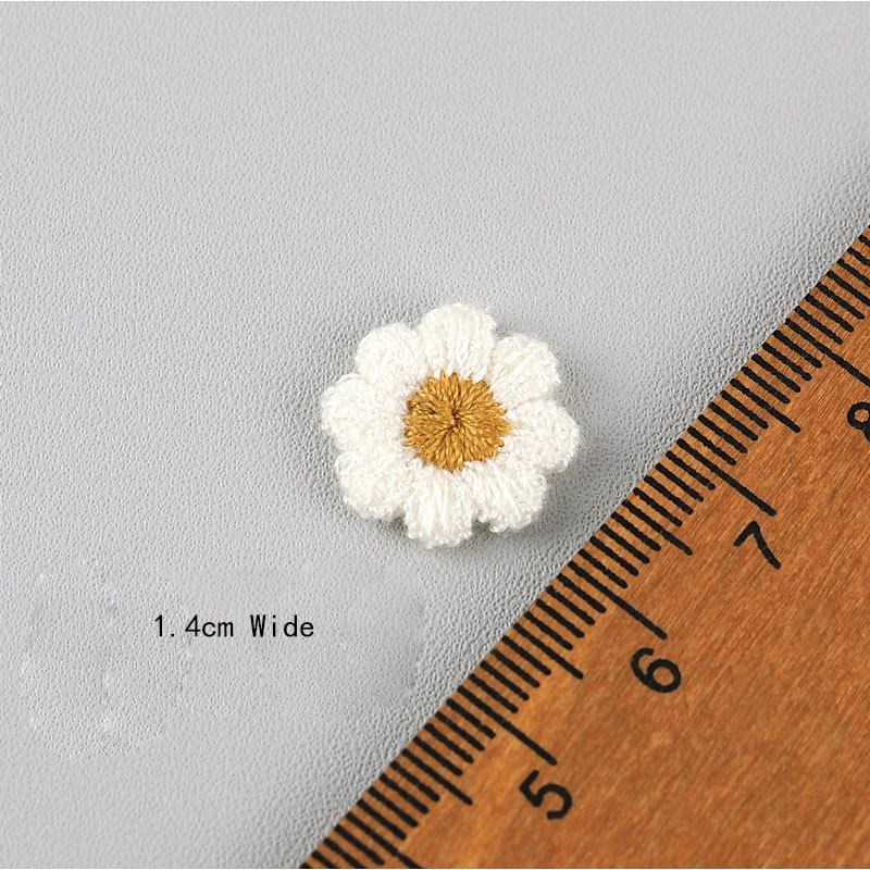 10 ชิ้นดอกไม้เย็บปักถักร้อยแพท - Embroidery Letter M บทวิจารณ์และราคา