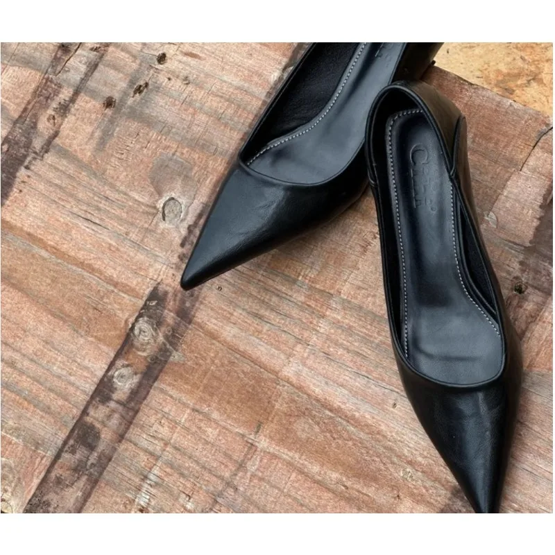 2024 ผู้หญิงรองเท้าส้นสูงเซ็กซ - Embroidery Flat Shoes บทวิจารณ์และราคา