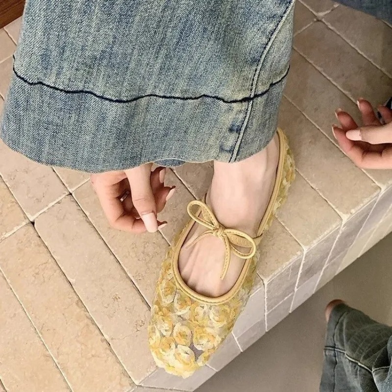 รองเท้าแมรี่เจนตาข่ายลายกุหลาบ - Embroidery Flat Shoes บทวิจารณ์และราคา