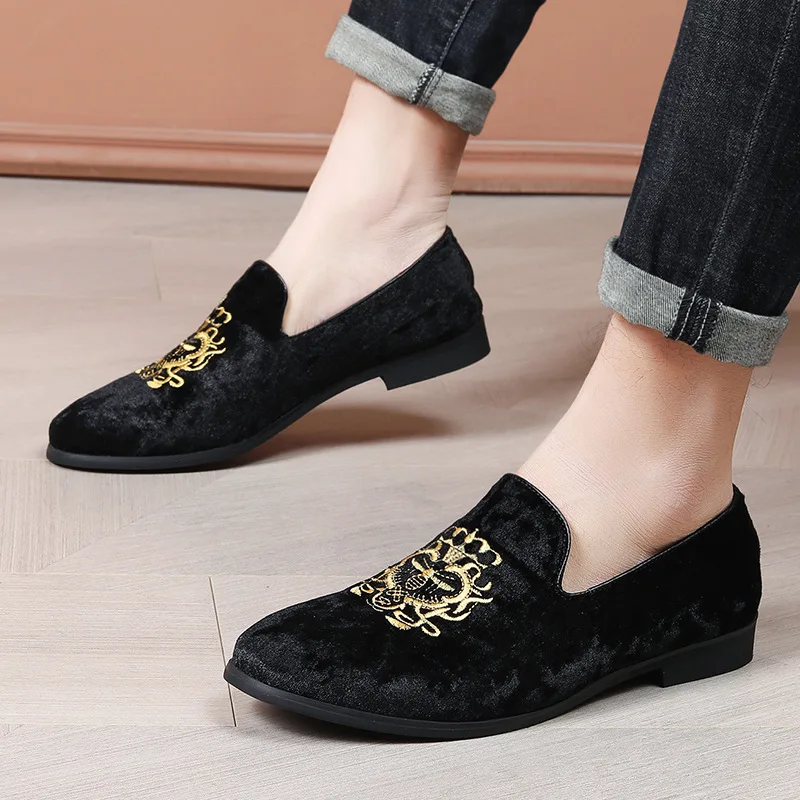 รองเท้าสเกตหนังกลับส้นเตี้ยปัก - Embroidery On Leather บทวิจารณ์และราคา