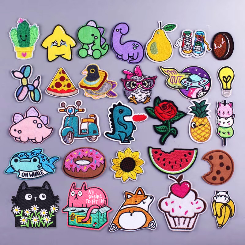 สัตว์น่ารักไดโนเสาร์ Patch เหล - Embroidery Letter M บทวิจารณ์และราคา