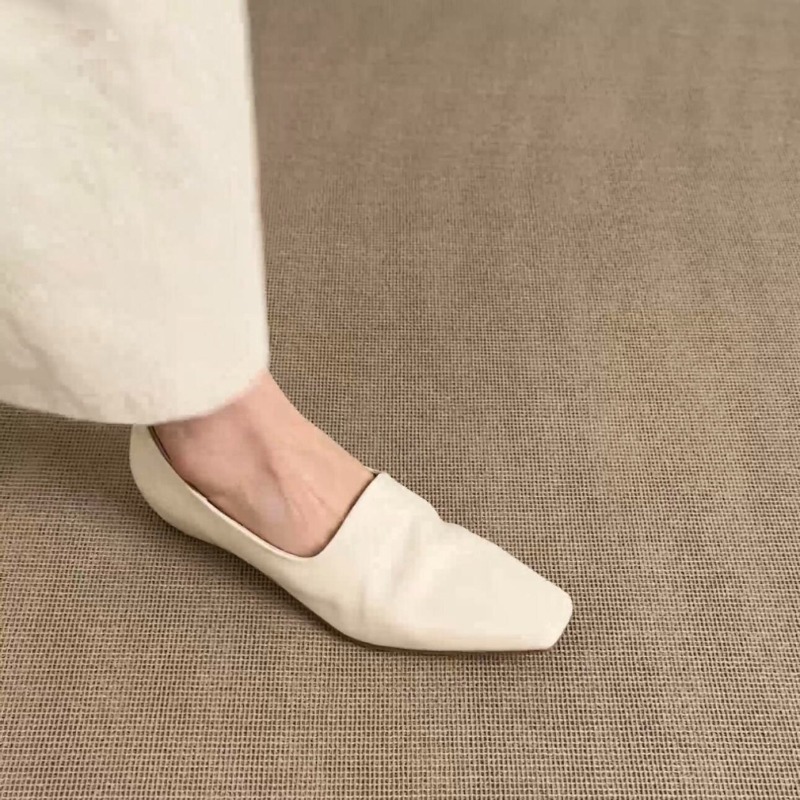 รองเท้าโลฟเฟอร์แบบเรโทรสำหรับผ - Embroidery Flat Shoes บทวิจารณ์และราคา